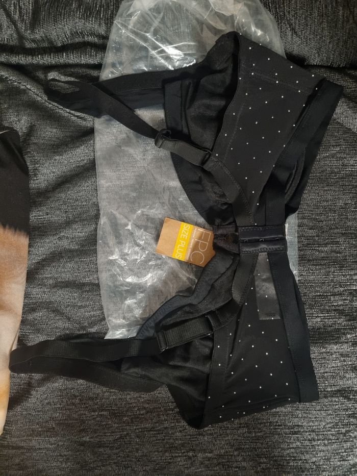 Soutien-gorge 110 F neuf - photo numéro 2