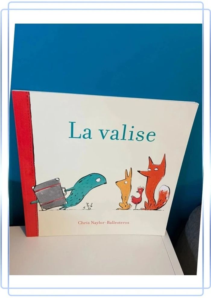 Livre école des loisirs la valise