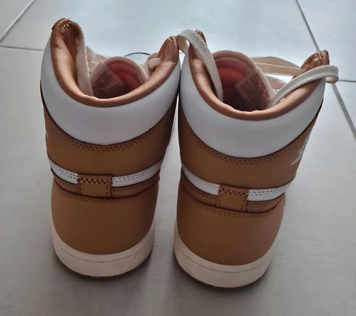 Basket montante Nike Air Jordan 1 Retro High - photo numéro 4