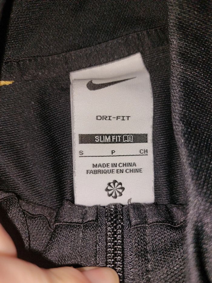 Veste Nike Dri-Fit neuve - photo numéro 4