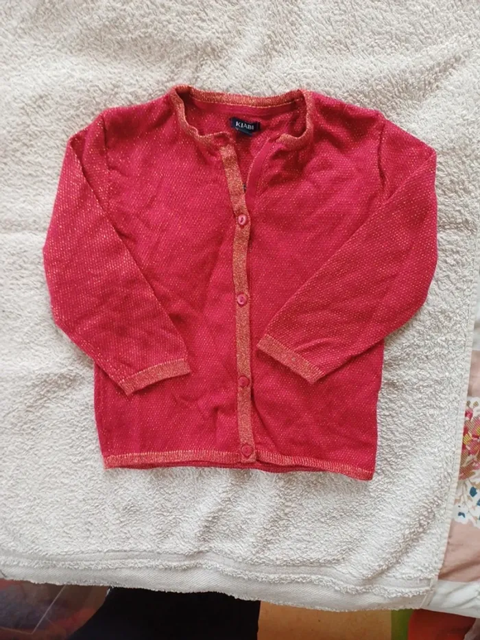 Gilet fushia et doré 24 mois