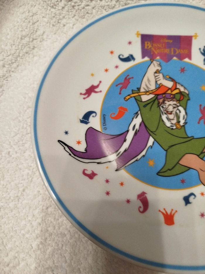 Assiette Disney Le Bossu de notre Dame - photo numéro 3