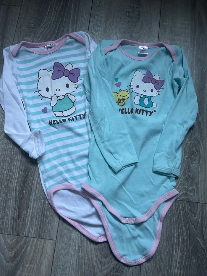 Lot de bodies - photo numéro 2