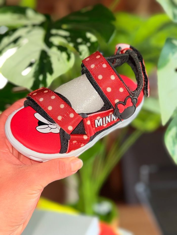 Sandales fille Minnie Disney neuf taille 26 - photo numéro 2
