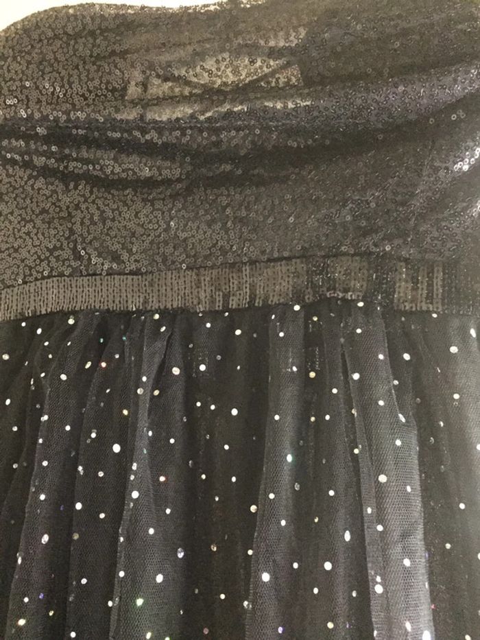 robe de soirée en tulle ornée de strass et sequins - photo numéro 8