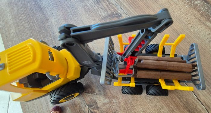 PLAYMOBIL 6813 Porteur avec Bûcheron - photo numéro 3