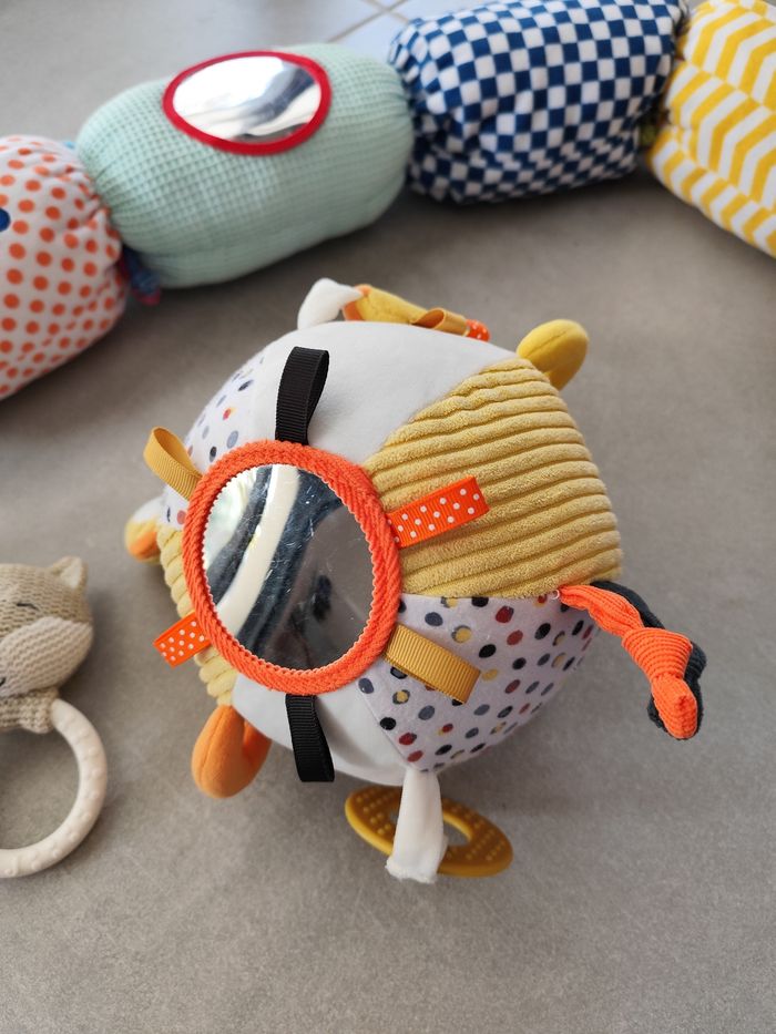 Jeux d'éveil - photo numéro 2