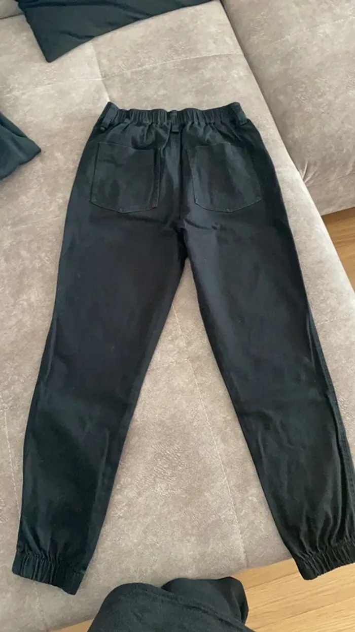 Pantalon - photo numéro 2