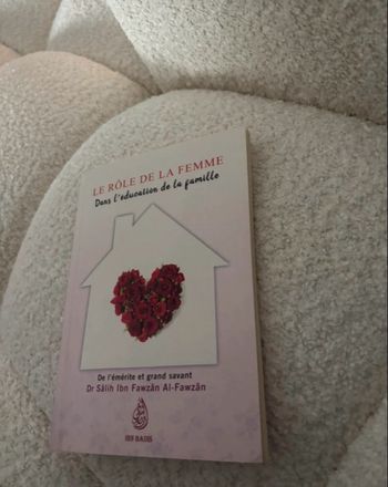 Livre le rôle de la femme dans l’éducation de la famille