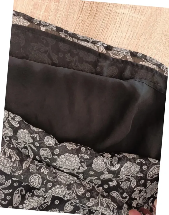 Magnifique robe Marque Mango Taille M - photo numéro 5