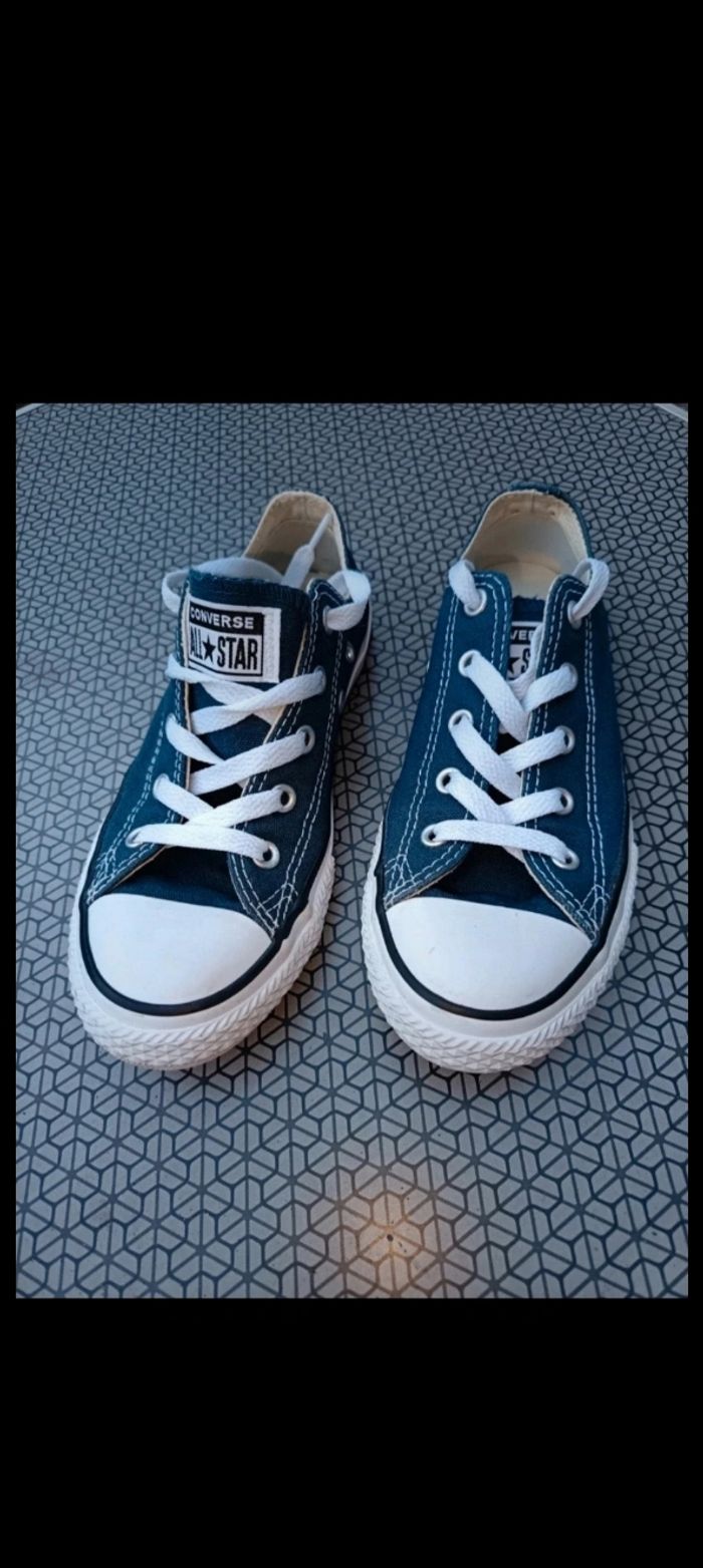 Converses basses bleu jean fille taille 33
