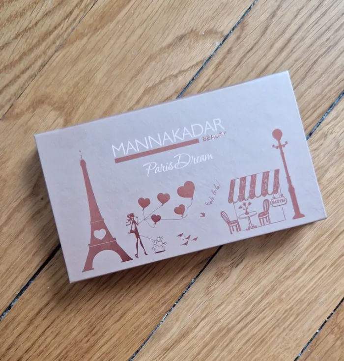 Palette maquillage Mannakadar - Paris Dream