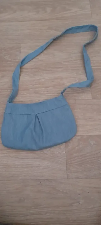 petit sac bleu