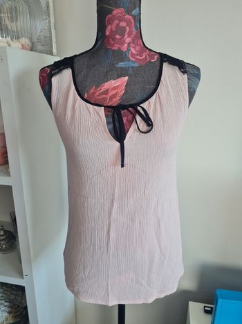 Joli haut naf naf rose