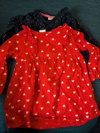 Lot 2 robes