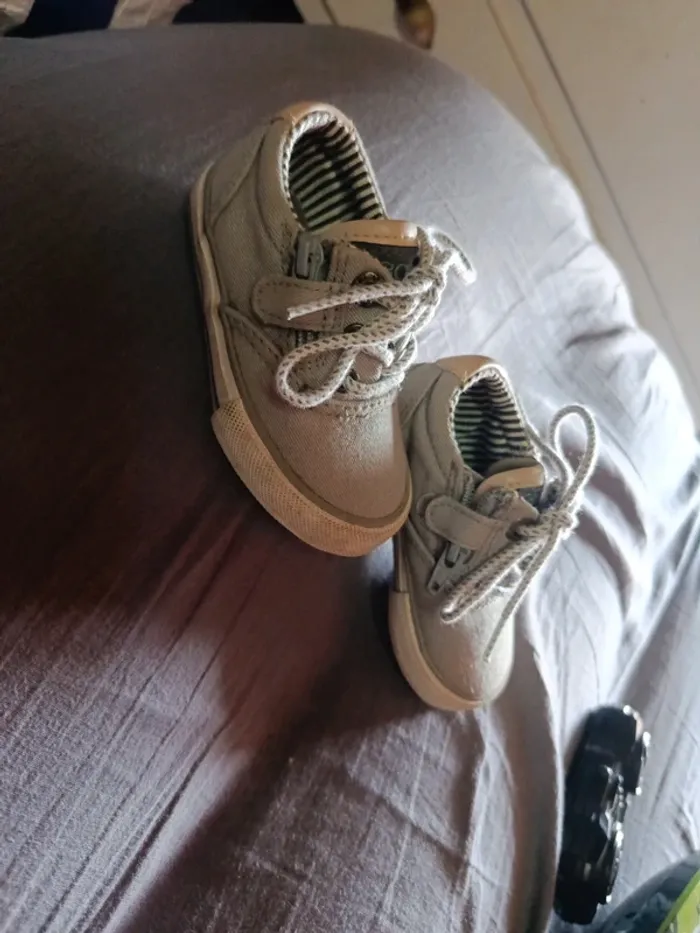 Chaussures grise - photo numéro 2