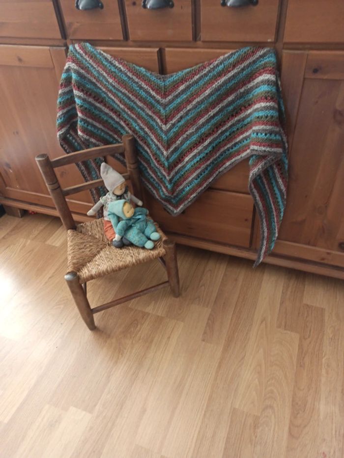 Châle laine enfant tbe