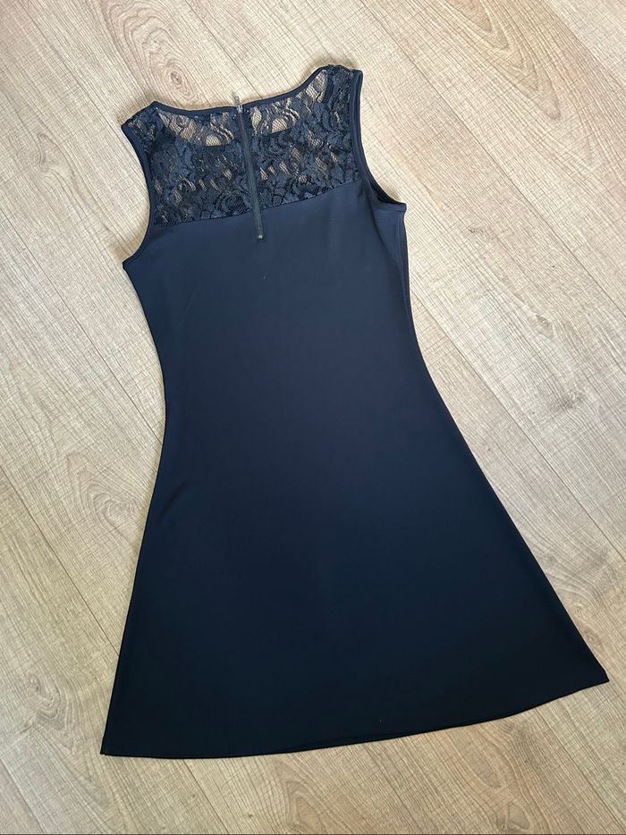 Robe noire sans manches avec dentelle Morgan taille S excellent état - photo numéro 8