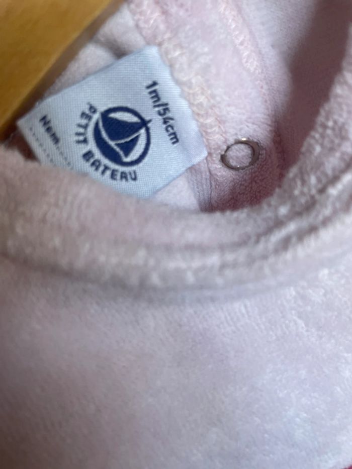 Pyjama / grenouillère velours Petit bateau fille 1 mois Tbe - photo numéro 2