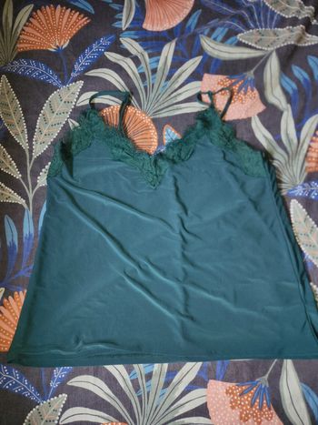 Débardeur vert taille L
