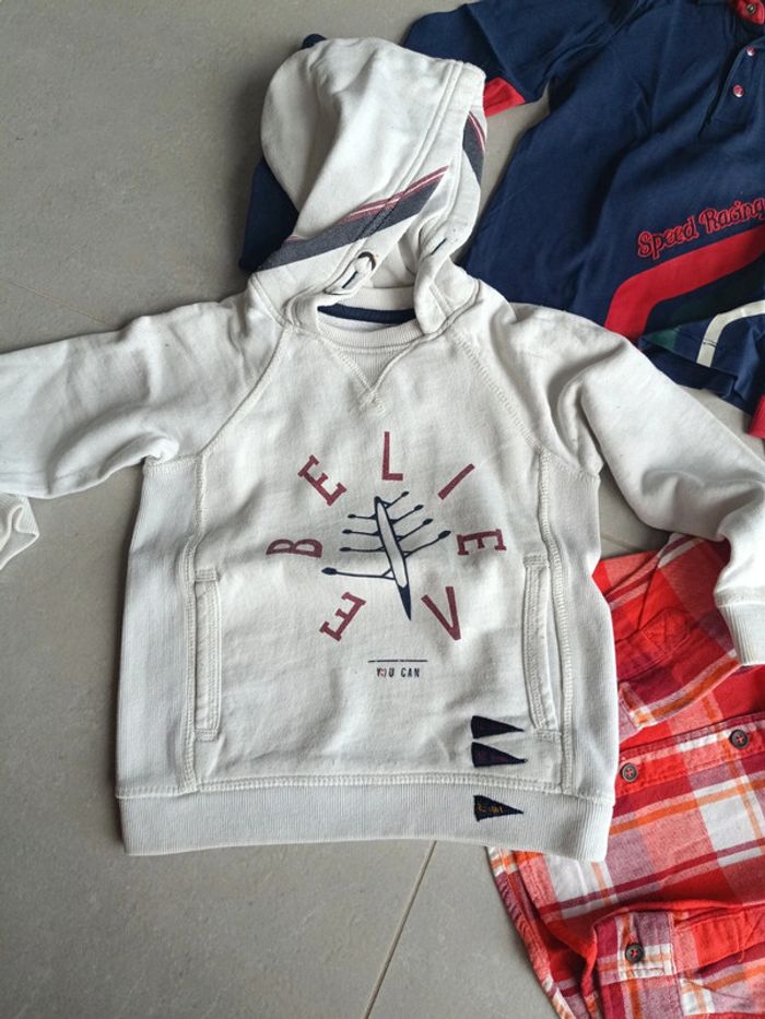 Lot vêtements garçon 4 ans - photo numéro 4
