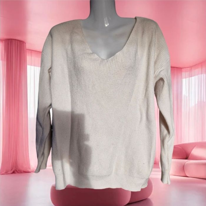 Splendide pull col V à laçage dos