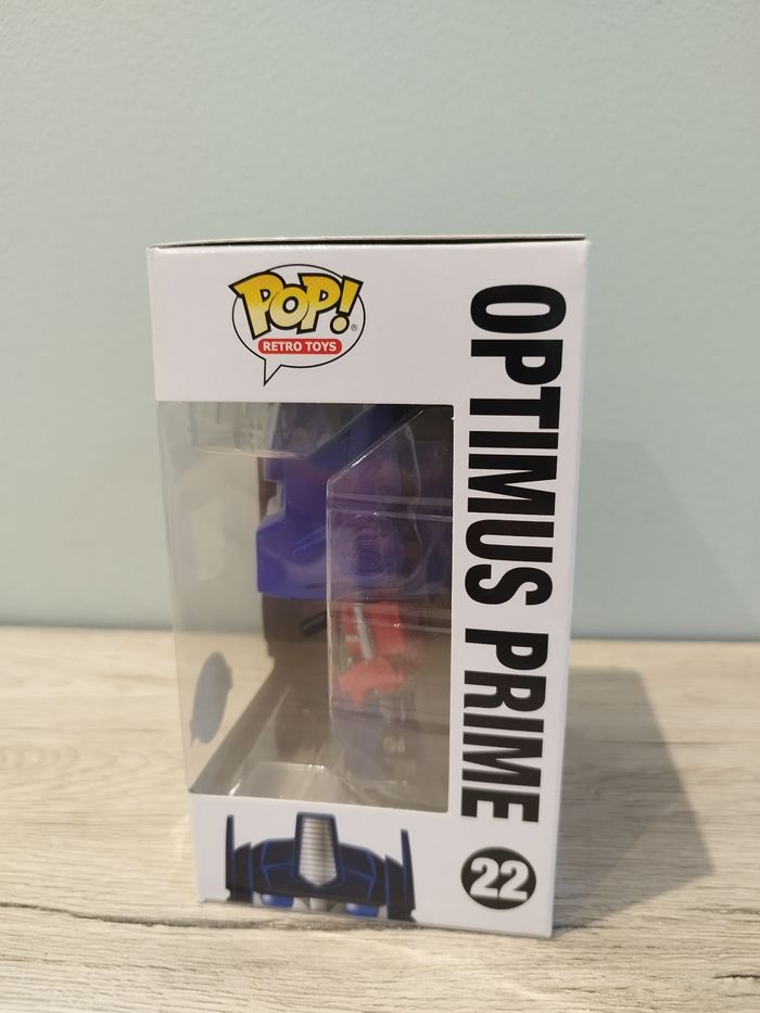 Figurine POP Optimus Prime édition spéciale 22 - photo numéro 4