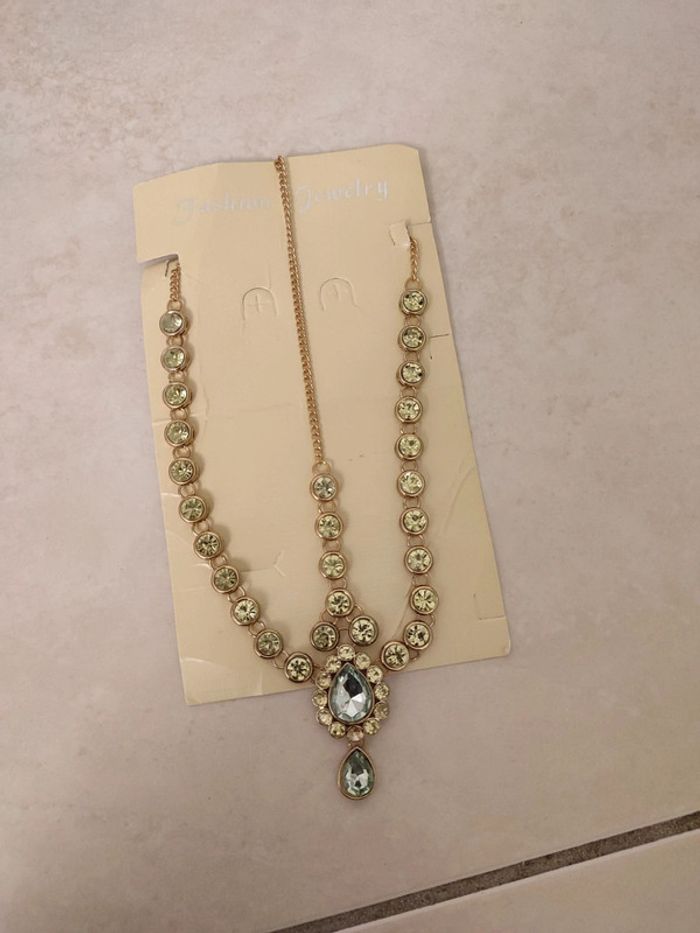 Bijou de tête or et vert clair - photo numéro 2