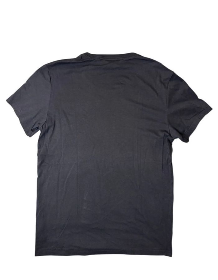 T-shirt Burberry bleu marine taille S - photo numéro 2