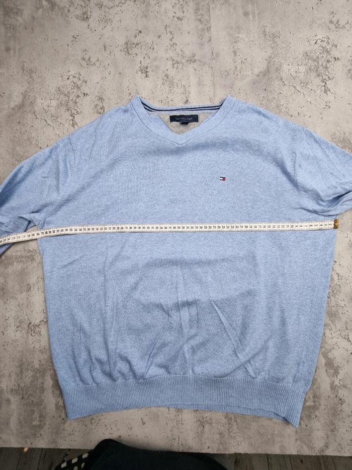 Pull col V Tommy Hilfiger bleu clair – Taille XXL Homme - photo numéro 9