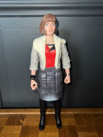 Figurine Star Wars Qi'Ra Corellia - 30 cm - Hasbro