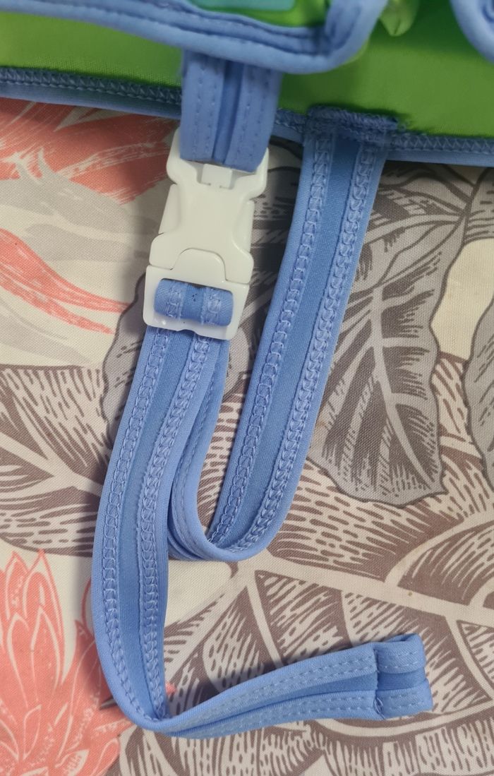 Gilet de piscine - photo numéro 4