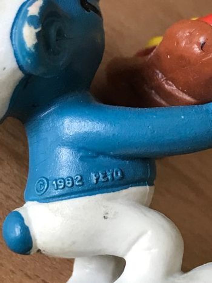 1 figurine les schtroumpfs 5cm de haut environ marque schleich vintage 1982 - photo numéro 5