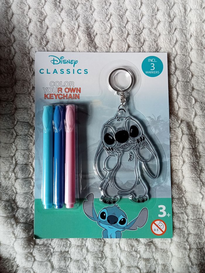 Porte clé a peindre Stitch