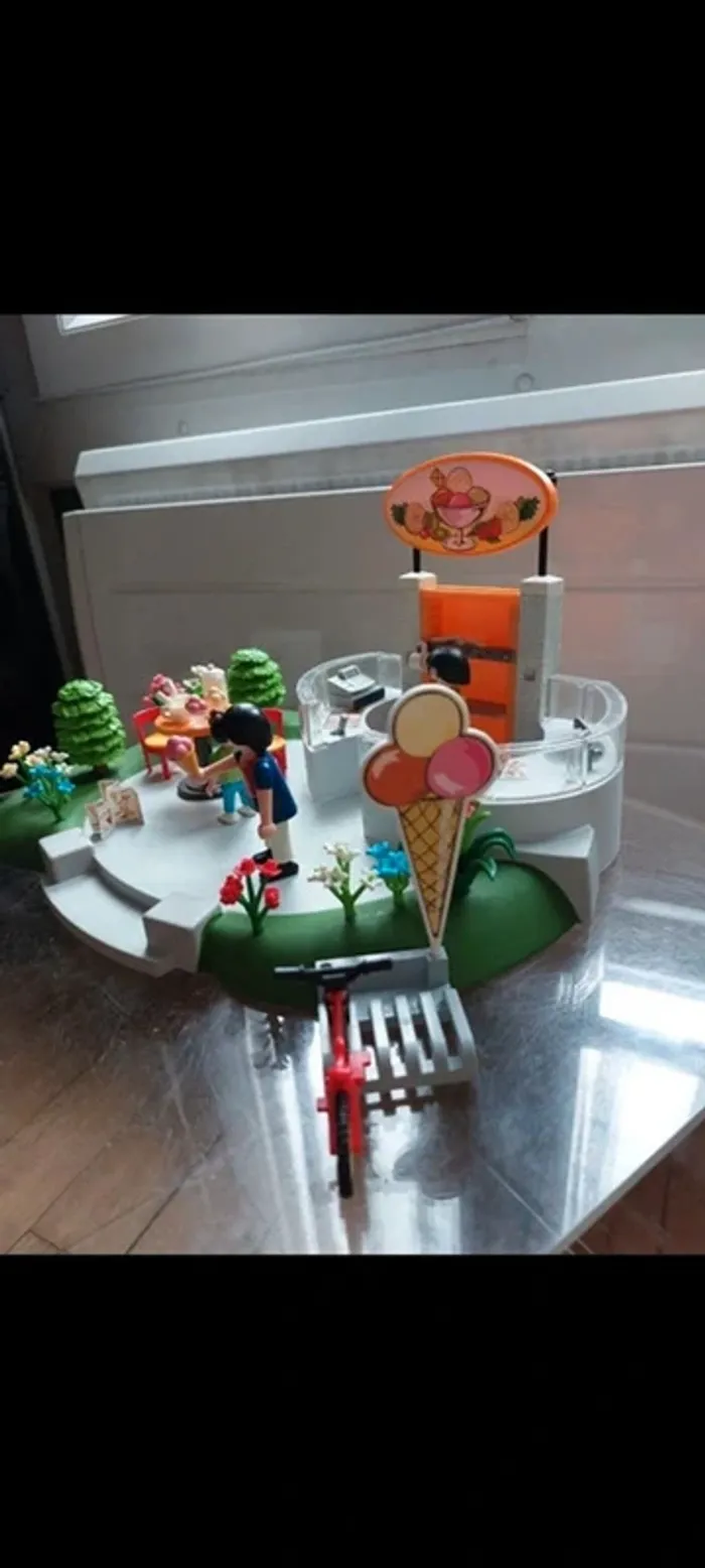 La marchande de glaces Playmobil