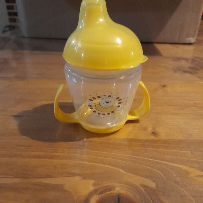 Verre d'apprentissage winnie l'ourson.