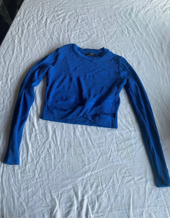 Haut court bleu foncé