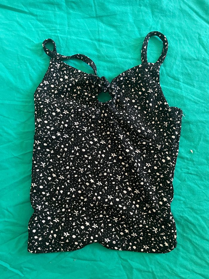 Debardeur fleurie - photo numéro 2