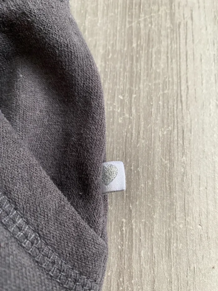 Pantalon de jogging / survêtement / sport / survet 3/4 ans - photo numéro 3