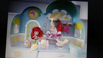 Salon de coiffure charlotte aux fraises X