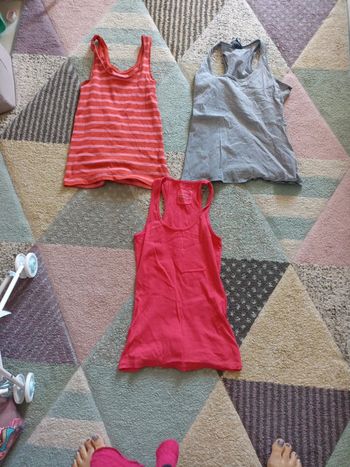 Lot débardeurs femme taille S