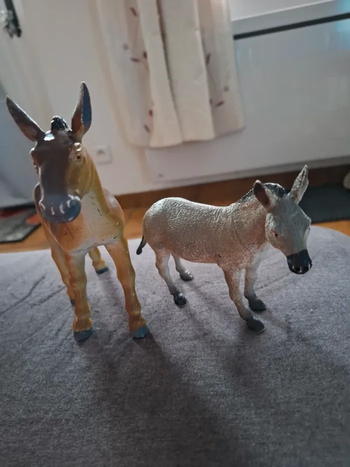 2 grandes figurines animaux de la ferme âne cheval