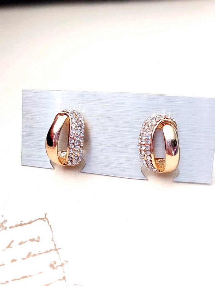 Paire de boucles d'oreilles à clip vintage doré - photo numéro 2