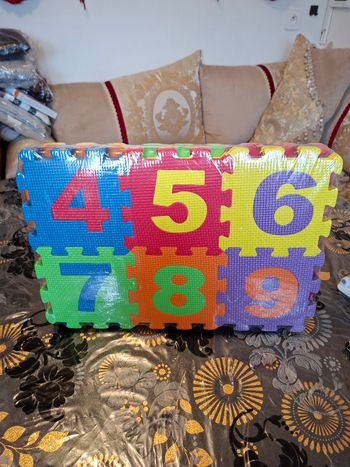 Tapis Puzzle 26 pièces – Tapis de Jeu Tapis de Jeu pour Enfants Tapis de Jeu en Mousse Tapis Tapis Multicolore neuf prix 10 euro