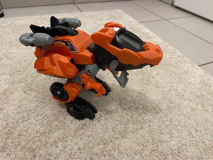 Lot de 3 transformers Switch & Go dinos - photo numéro 11