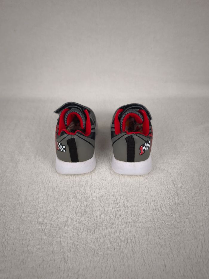 Baskets Disney Flash McQueen Garçon pointure 24 - photo numéro 6