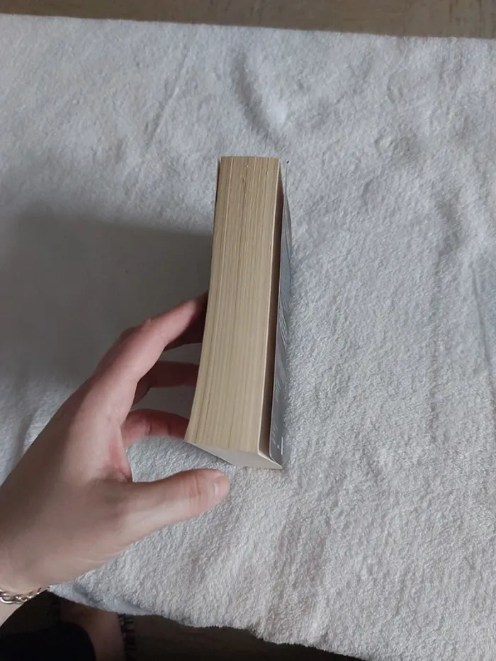 Livre cinquante nuances plus sombre - photo numéro 4