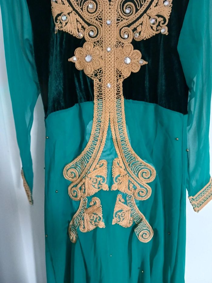 Robe de soirée verte/rouge/bleue avec ceinture T.L - photo numéro 3