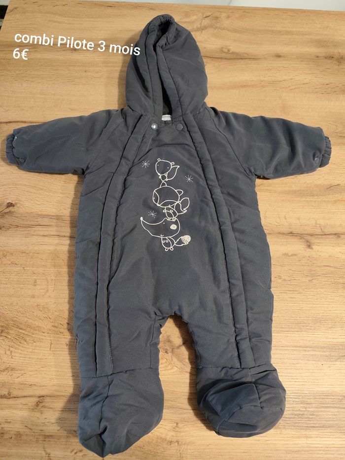 Combinaison extérieure  taille 3 mois