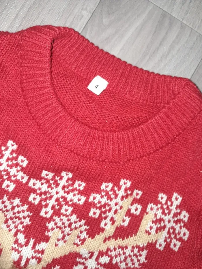 Pull de noël - photo numéro 3